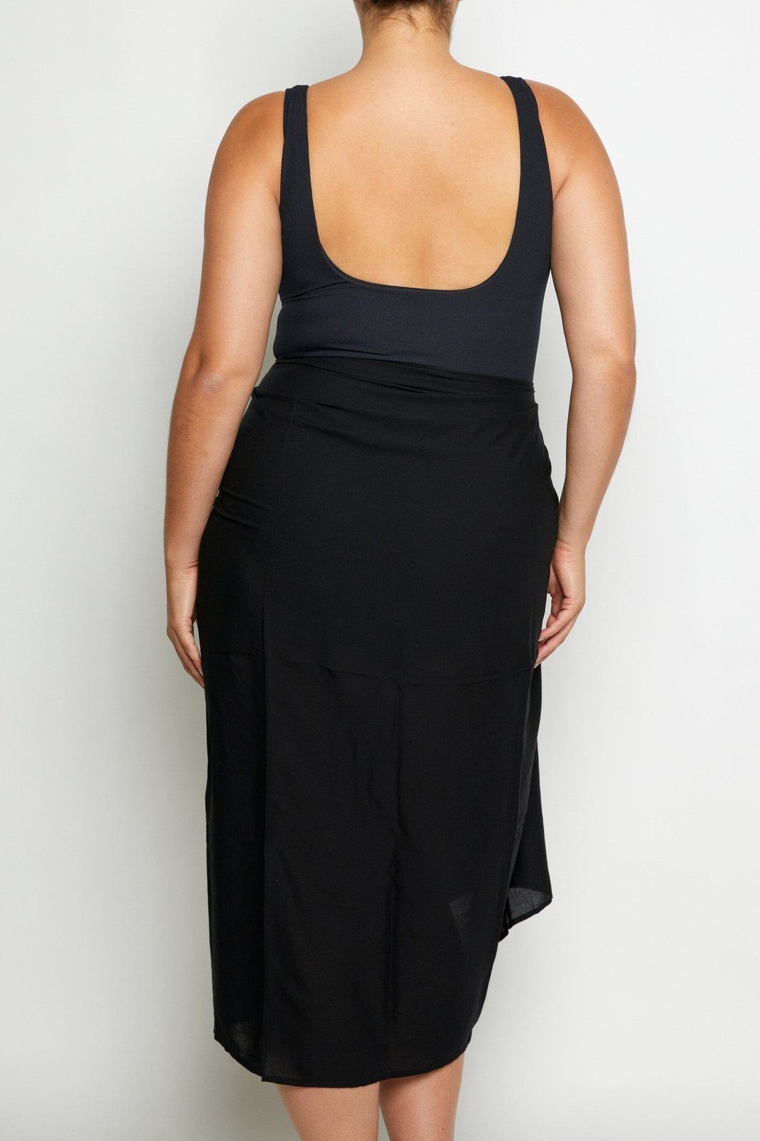 Zahara Sarong Black